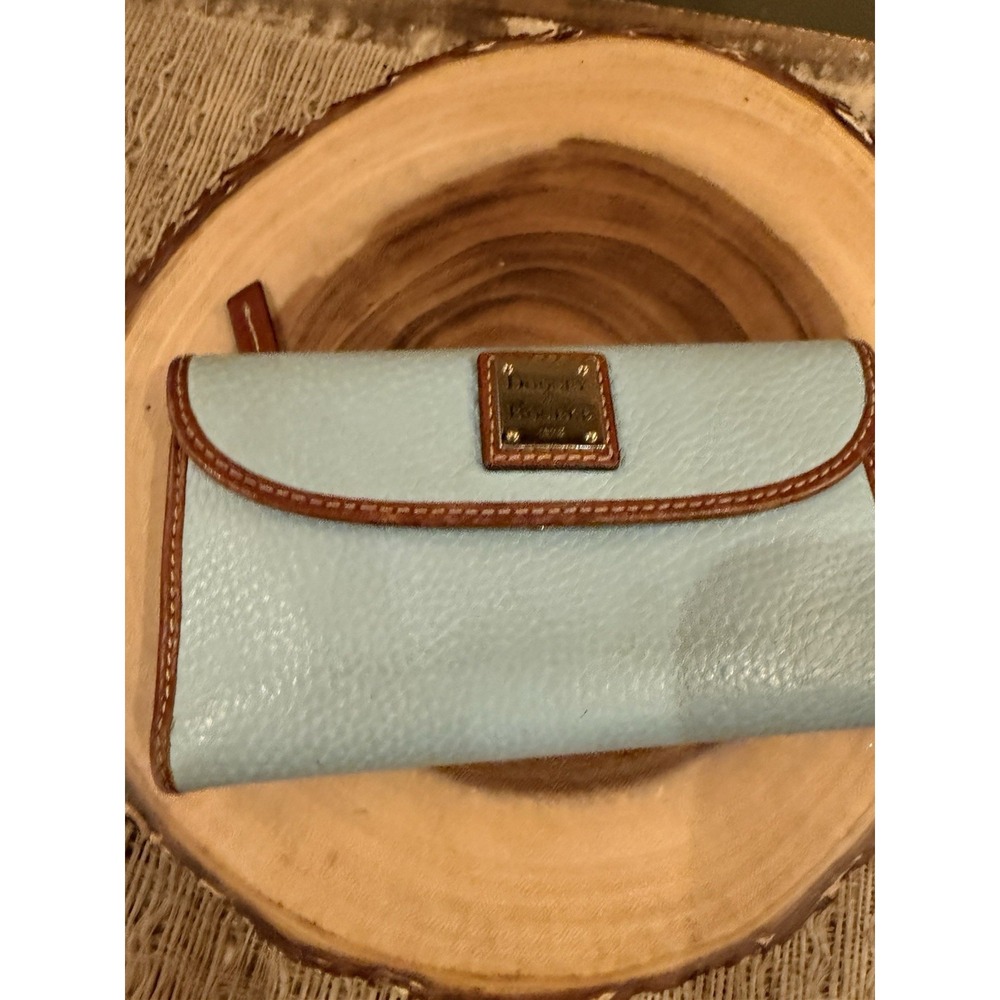 VINTAGE DOONEY & BOURKE SKY BLUE LARGE WALLET  PEBBLE GRAIN LEATHER
